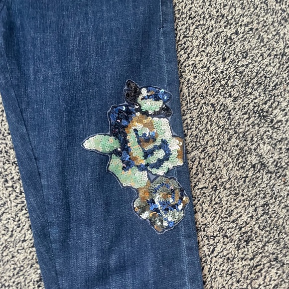 Anthropologie PILCRO Sequin Floral Slim Boyfriend Jean Size 25 - Picture 3 of 5